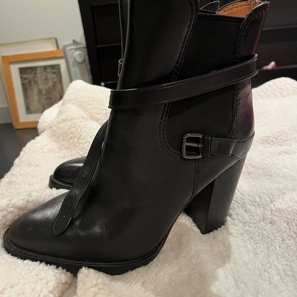 SUPER CHIC Coach leather booties!!! - Picture 5 of 5